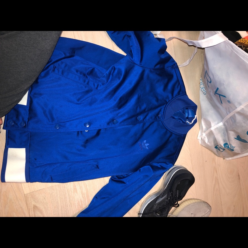 Adidas bomber
